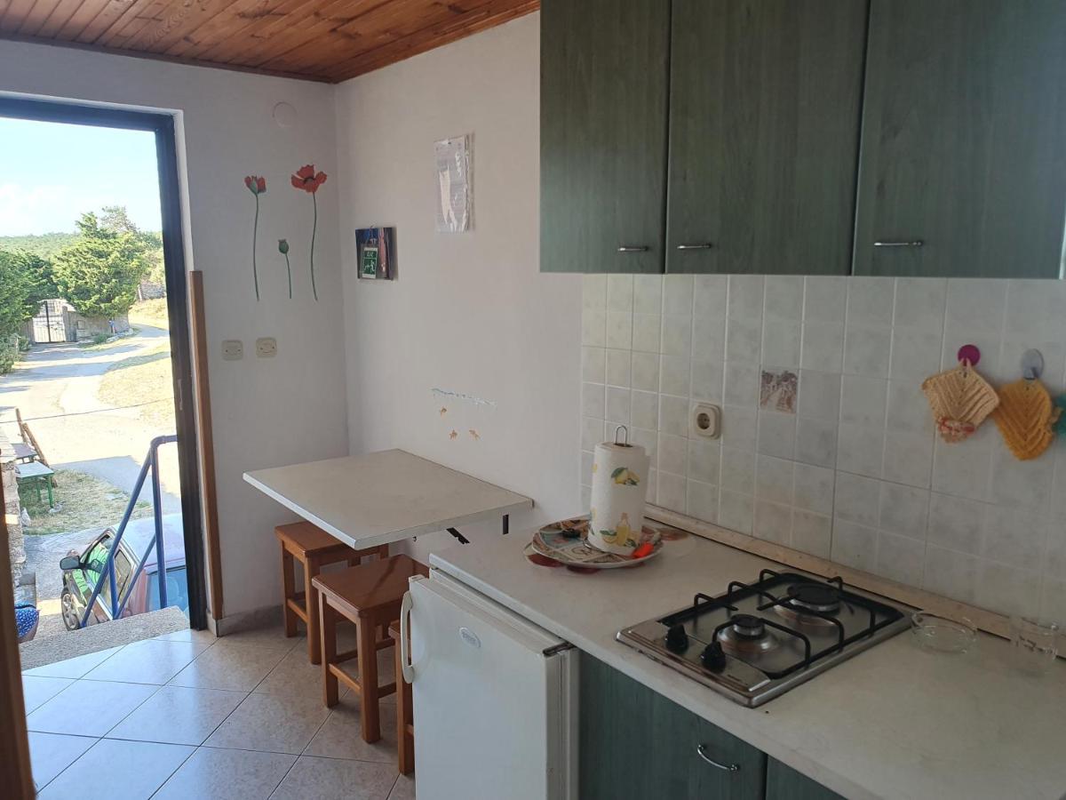 Apartman Letizia Apartment Ustrine Luaran gambar